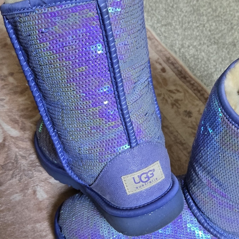 UGG PURPLE SEQUIN  "MERMAID" BOOTS SZ 9